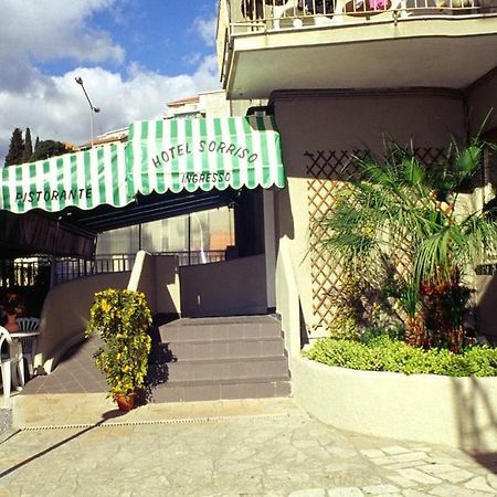 Albergo Sorriso Spotorno Kültér fotó